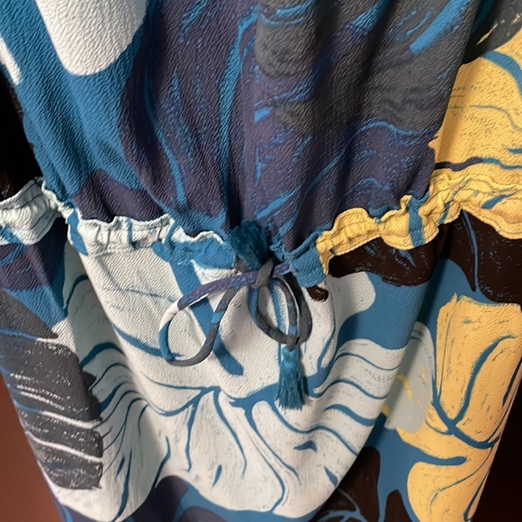 NWOT Joe fresh sleeveless dress. Womens Size xs.Pit to pit approx. 18 inches - Picture 3 of 8